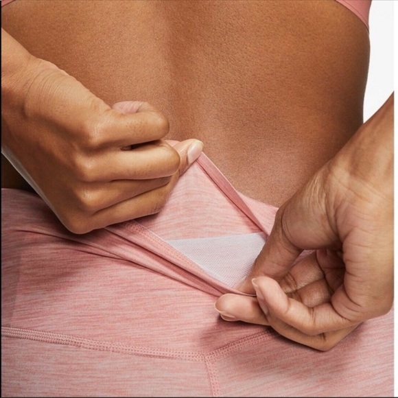 NWT Nike One Luxe Women’s Leggings - Picture 4 of 8